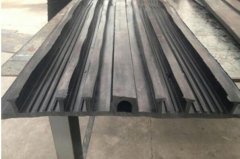 外貼式橡膠止水帶